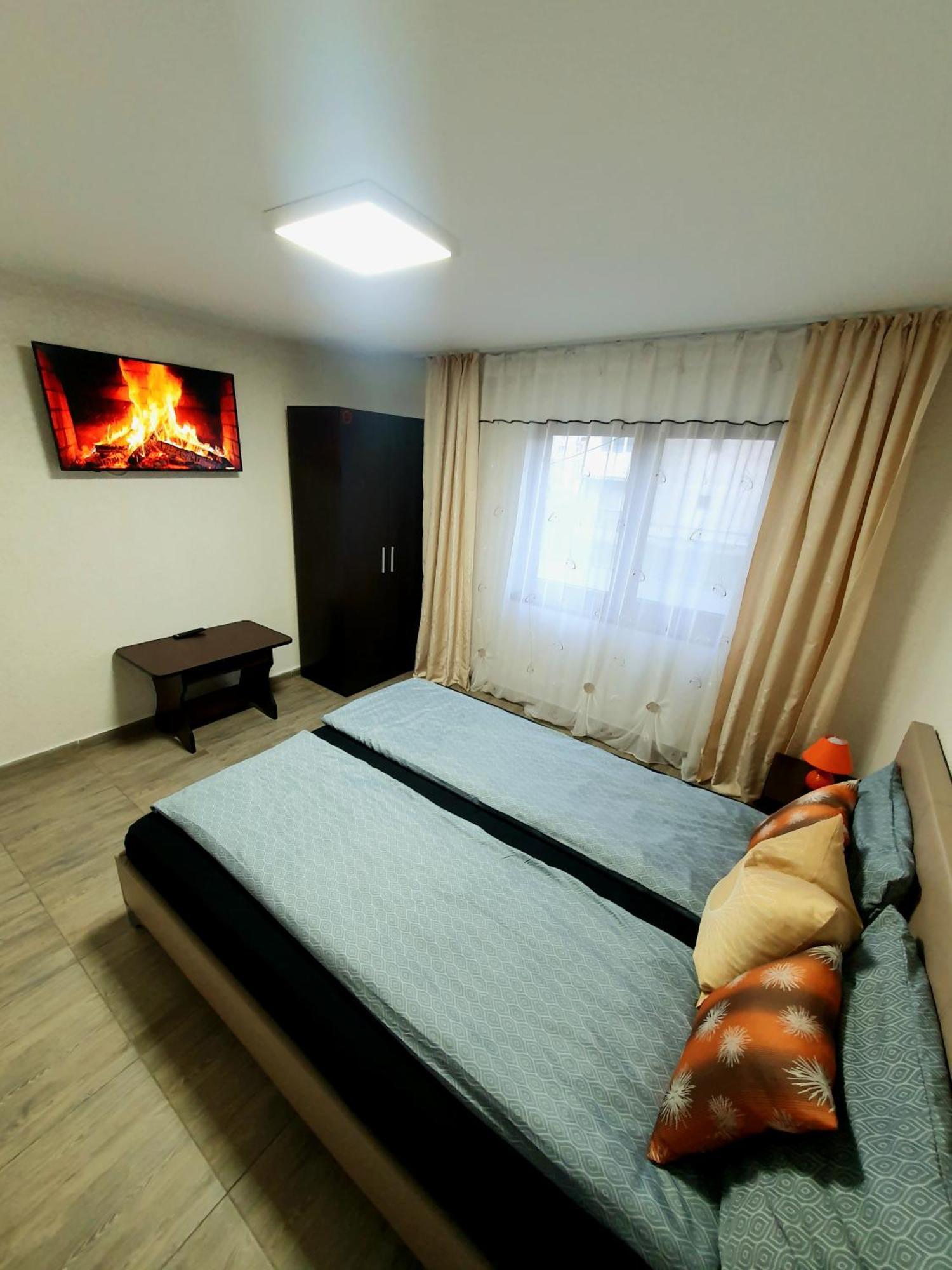 Apartament Lupeni Lupeni  Екстериор снимка