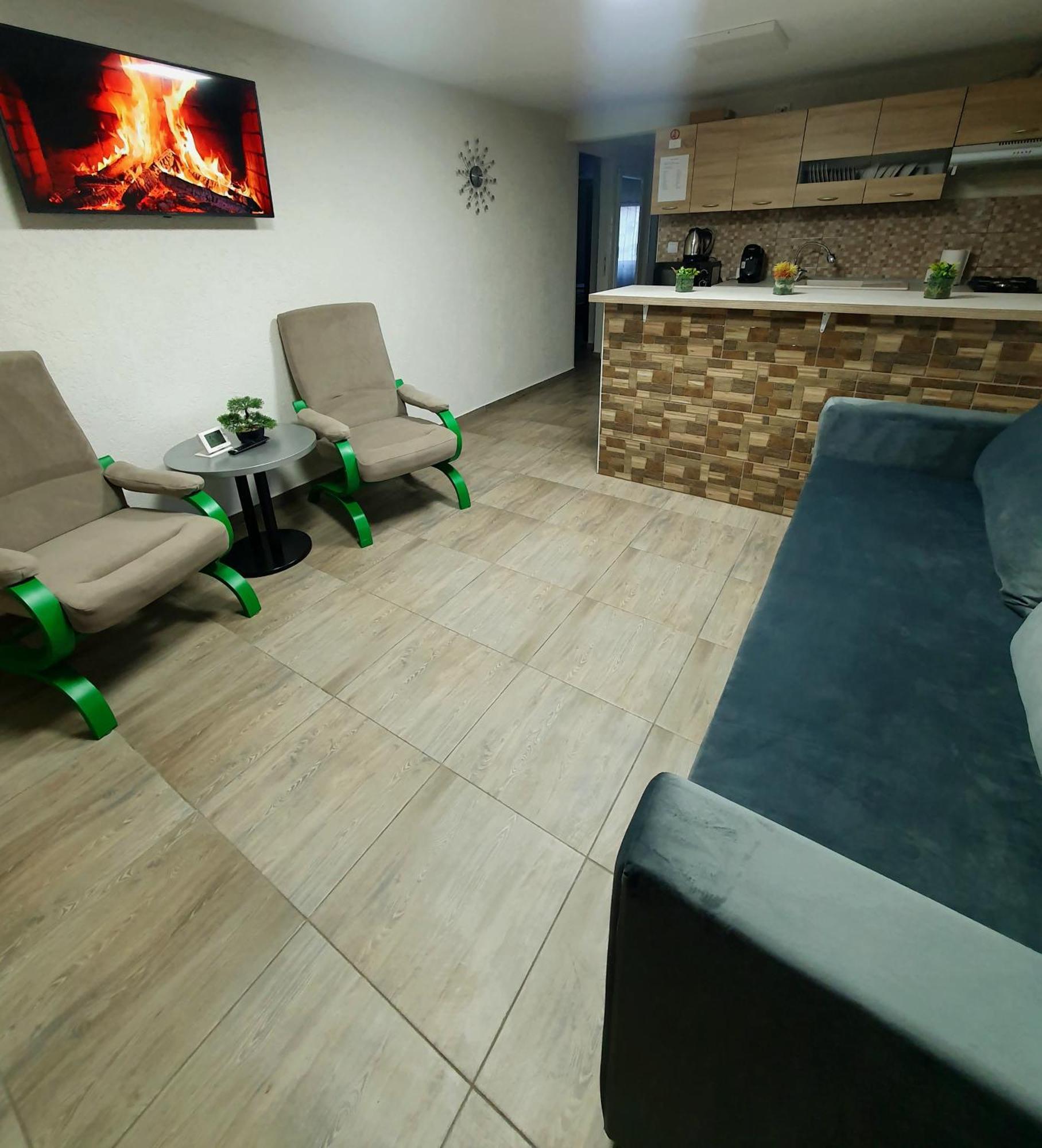 Apartament Lupeni Lupeni  Екстериор снимка